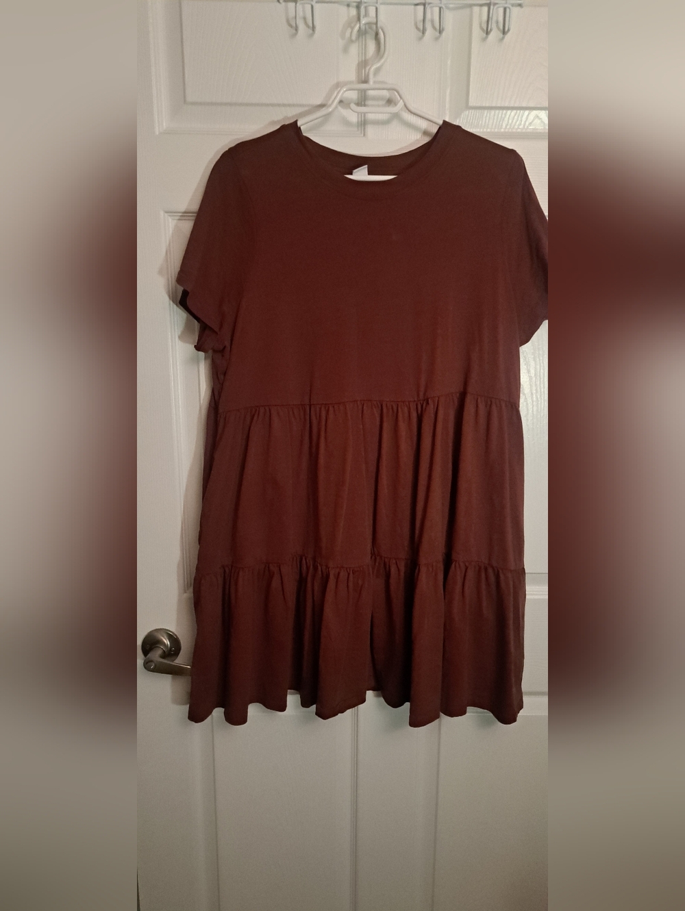 Old Navy Tiered Short Sleeve Dress in Deep Brown